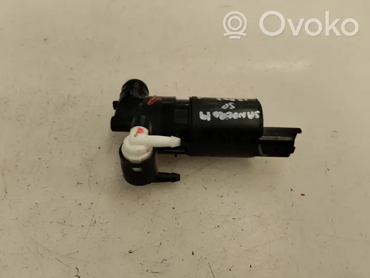 Dacia Sandero Windscreen/windshield washer pump 