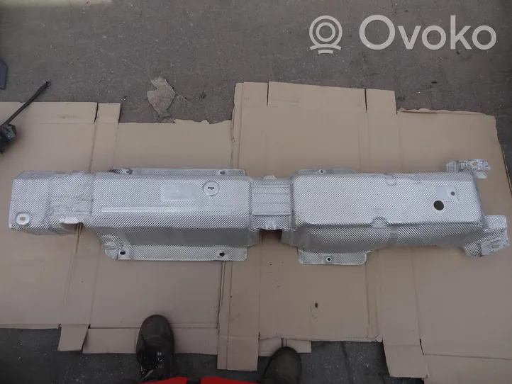 Opel Insignia B Osłona termiczna rury wydechowej 84616222