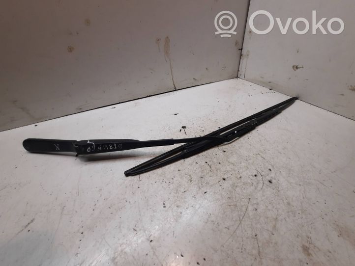 Citroen Berlingo Front wiper blade arm 80007467