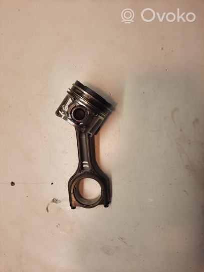 Peugeot 307 Piston avec bielle 75L93