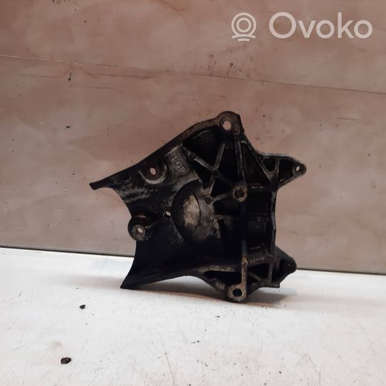 Opel Zafira B Support, suspension du moteur 55192649