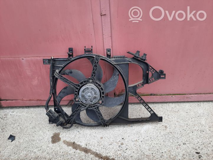 Opel Corsa C Radiator cooling fan shroud 8038845