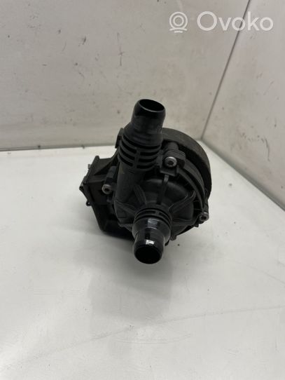 BMW X4M F98 Pompe à eau de liquide de refroidissement 8679885