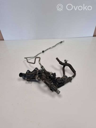 Nissan Qashqai Boîtier de thermostat / thermostat 110608635R