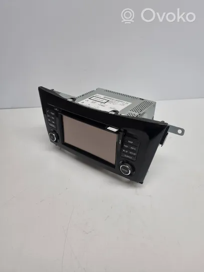 Nissan X-Trail T32 Panel / Radioodtwarzacz CD/DVD/GPS 7513750235