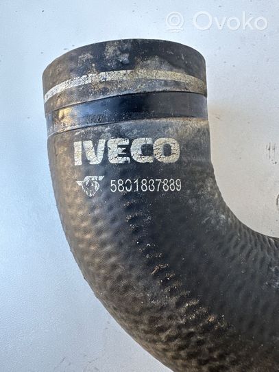 Iveco Daily 5th gen Tube d'admission de tuyau de refroidisseur intermédiaire 5801887889