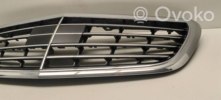 Mercedes-Benz S W222 Maskownica / Grill / Atrapa górna chłodnicy A2228800176