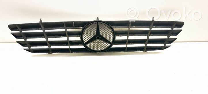 Mercedes-Benz CL C215 Grille de calandre avant A2158800183