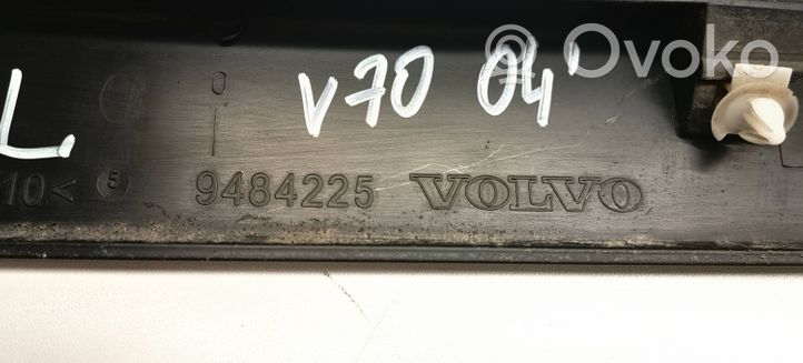 Volvo V70 Apdaila priekinių durų (moldingas) 9484225