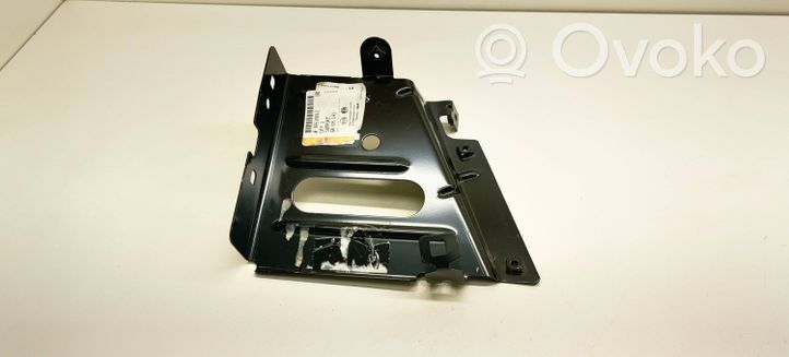 Opel Movano B Supporto di montaggio del parafango 95518812