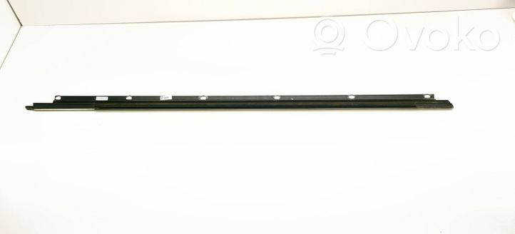 Volkswagen Golf VI Front door glass trim molding 1K5837475D