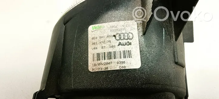 Audi A4 S4 B7 8E 8H Światło przeciwmgłowe przednie 8E0941699C