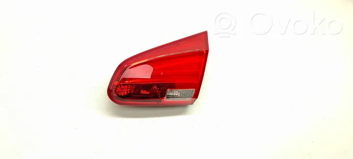 KIA Ceed Lampy tylnej klapy bagażnika 92404A20