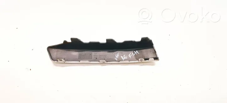 Volkswagen PASSAT B6 Moulure de pare-chocs avant 3C0807645A