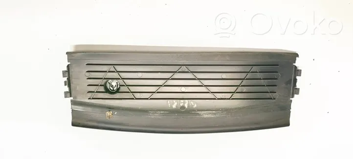 BMW 5 E60 E61 Déflecteur d'air de radiateur de refroidissement 51717050651