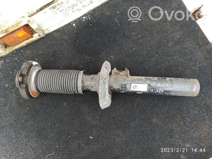 Audi Q3 8U Front shock absorber/damper 