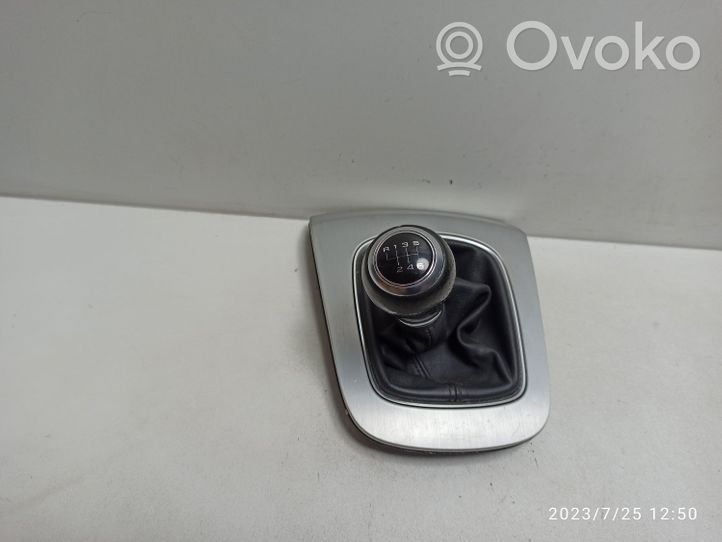 Audi Q3 8U Gear lever shifter trim leather/knob 