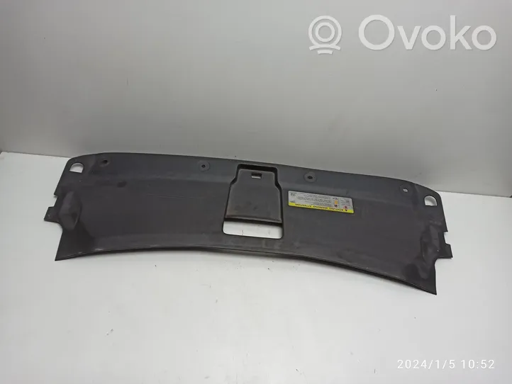 Audi Q3 8U Staffa del pannello di supporto del radiatore parte superiore 