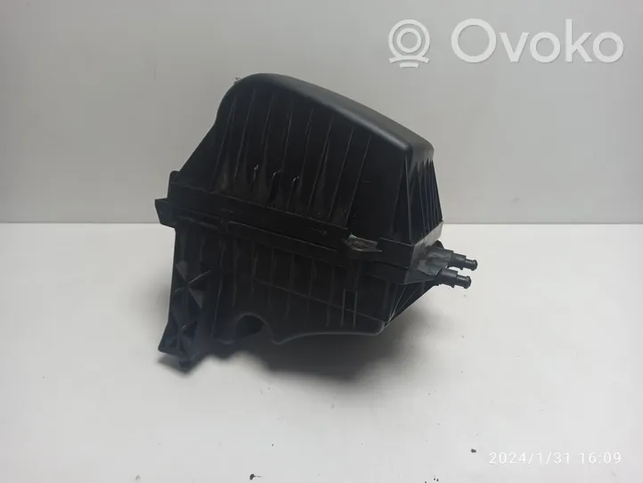 Opel Mokka Air filter box 