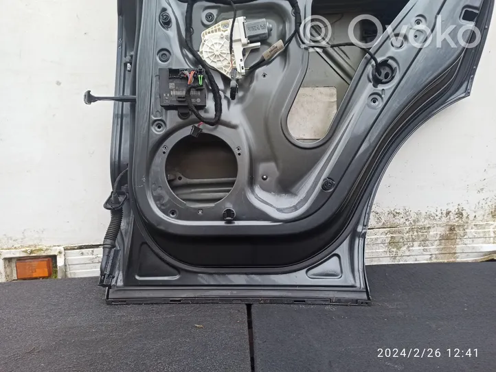 Audi Q3 8U Rear door 