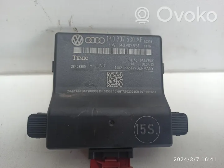 Volkswagen Golf VI Gateway control module 