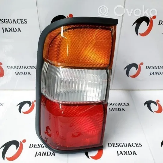 Nissan Patrol Y61 Lampa tylna CONSULTAR