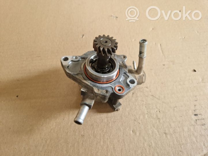 Mitsubishi L200 Vacuum pump 2020A016