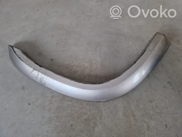 Nissan Patrol Y61 Rivestimento passaruota anteriore 63812VB000