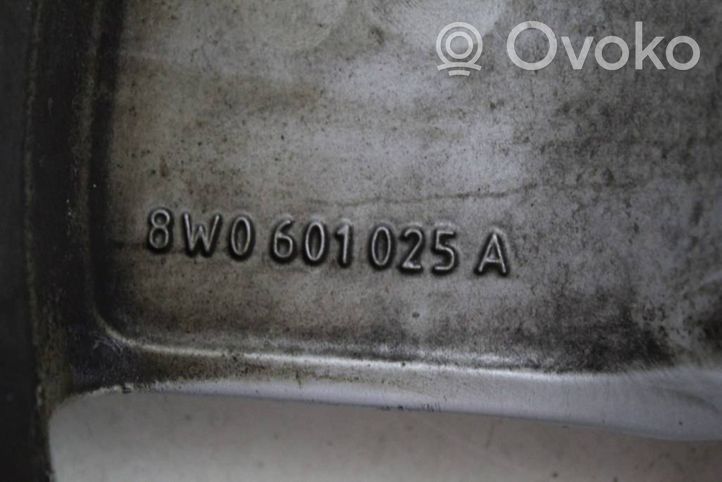 Audi A4 S4 B9 Felgi aluminiowe R16 8W0601025A