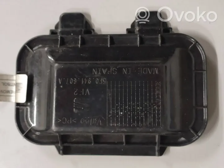 Seat Leon (5F) Element lampy przedniej 5F0941607A