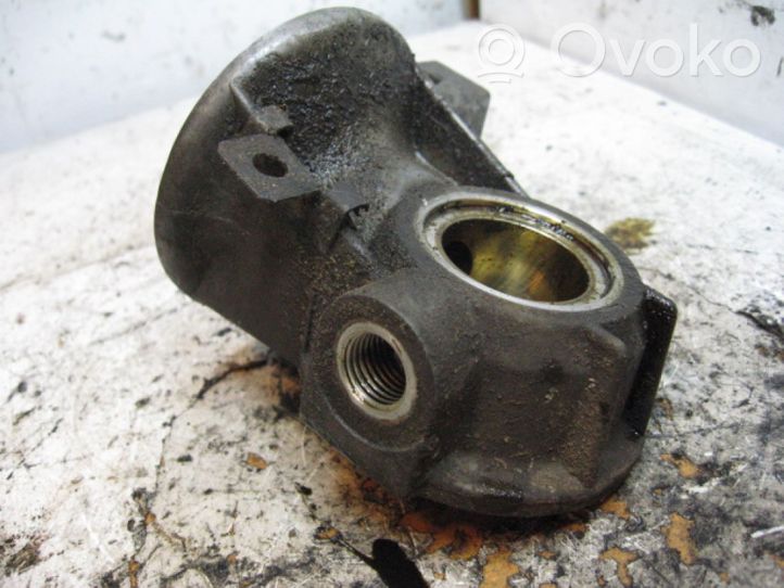 Volvo S40, V40 Supporto di montaggio del filtro dell’olio 