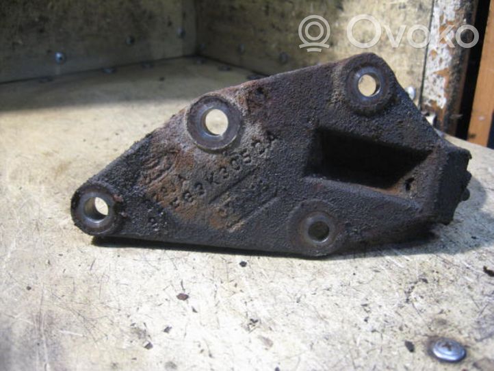 Ford Puma Staffa del cuscinetto di supporto dell’albero di trasmissione 97FG3K305DA