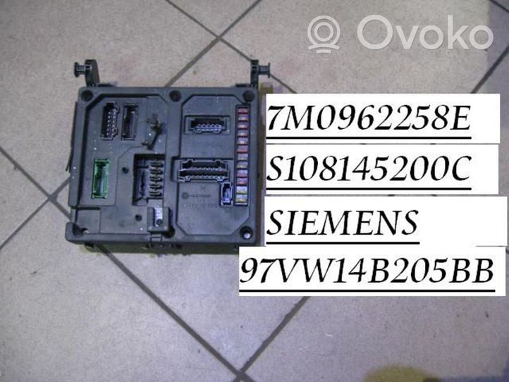 Volkswagen Sharan Ramka / Moduł bezpieczników S108145200C