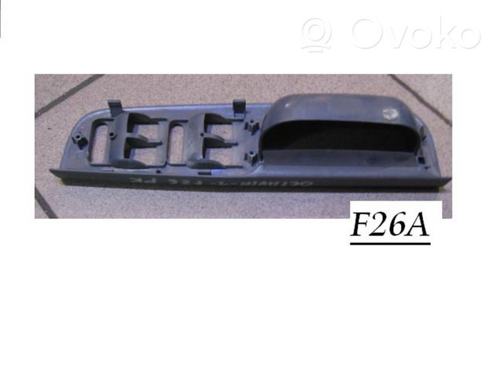 Skoda Octavia Mk1 (1U) Ramka przycisków otwierania szyby drzwi przednich 1U1867171