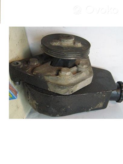 Renault Clio I Power steering pump 7700599543