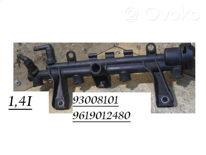 Citroen Xsara Tuyau de conduite principale de carburant 93008101