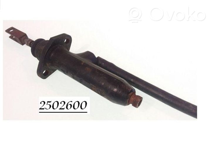 Audi 80 90 B3 Pompa della frizione 2502600