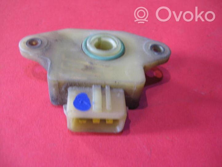 Opel Vectra B Throttle valve position sensor 0280122003