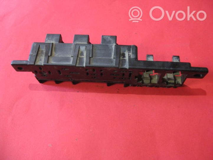 Audi A8 S8 D2 4D Modulo fusibile 8L0941822A