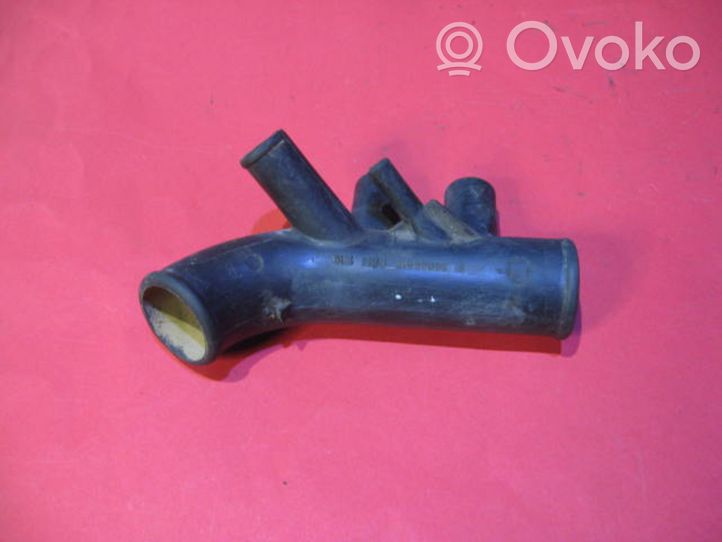 Opel Omega A Tuyau de liquide de refroidissement moteur 90265615