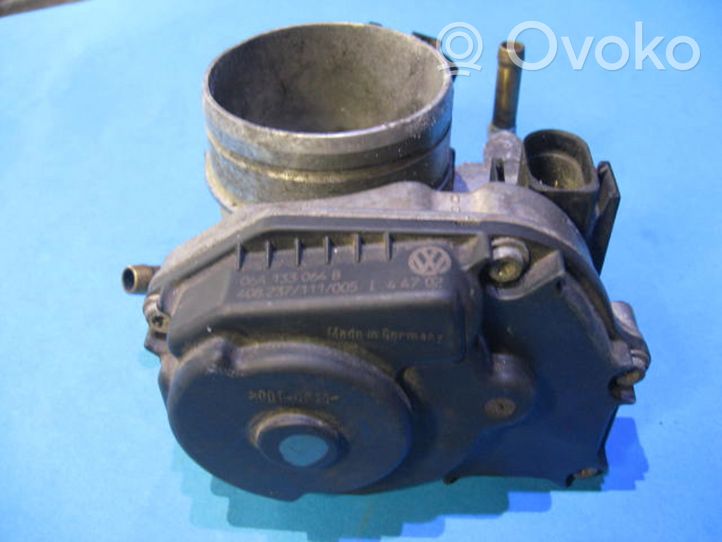 Volkswagen Transporter - Caravelle T4 Throttle valve 06A133064B