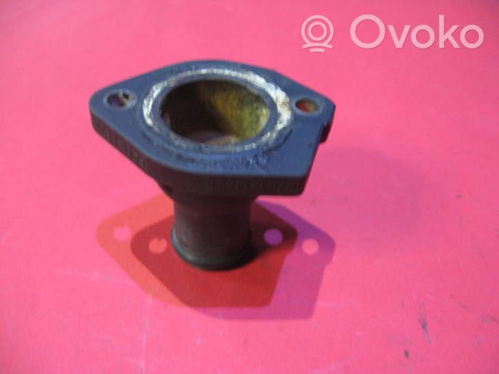 Audi 100 200 5000 C3 Tubo flessibile del liquido di raffreddamento del motore 026121145E