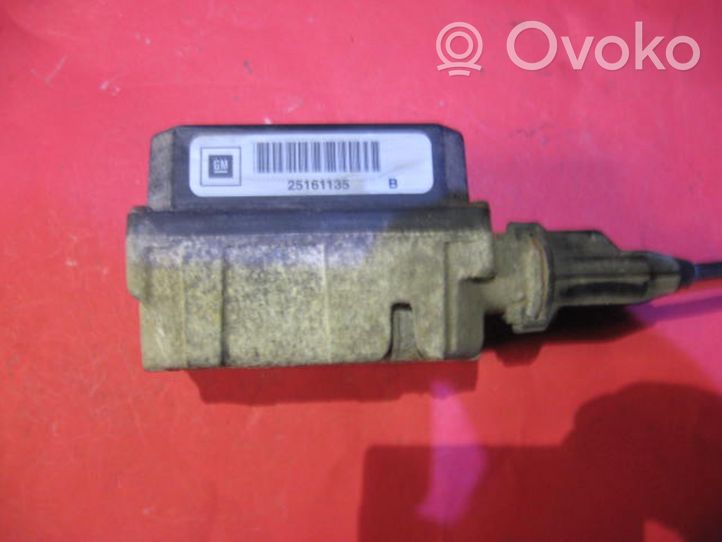 Opel Vectra B Vakionopeussäätimen ohjainlaite/moduuli 25161135B