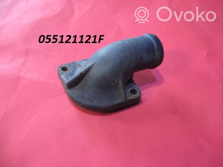 Volkswagen Santana Boîtier de thermostat / thermostat 055121121F