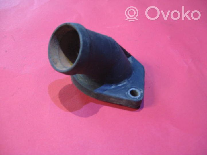 Audi A6 S6 C4 4A Termostaatin kotelo 048121121B