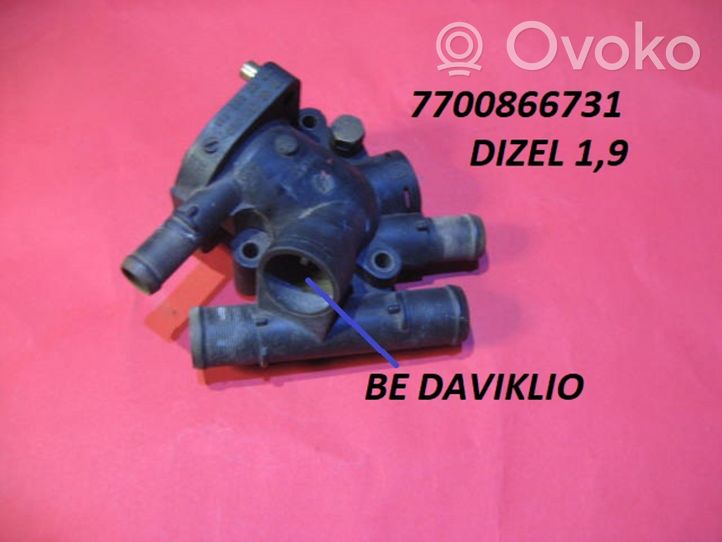 Renault Megane I Boîtier de thermostat / thermostat 7700866731