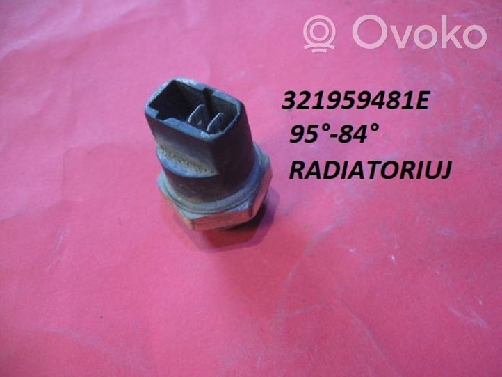 Volkswagen Transporter - Caravelle T3 Sensor de temperatura del refrigerante 321959481E