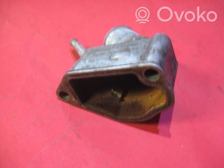 Opel Frontera A Termostat / Obudowa termostatu 90501081