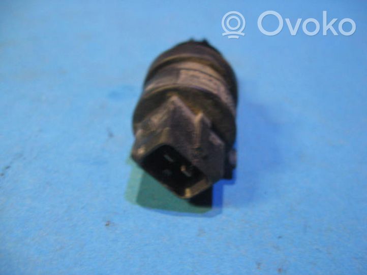 Audi 80 90 S2 B4 Intake air temperature sensor 028906081