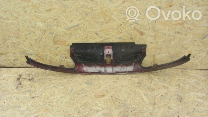 Renault Laguna I Front bumper upper radiator grill 7700819948